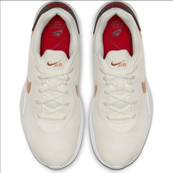 Nike Women's Air Max Oketo - Picture 7 of 8